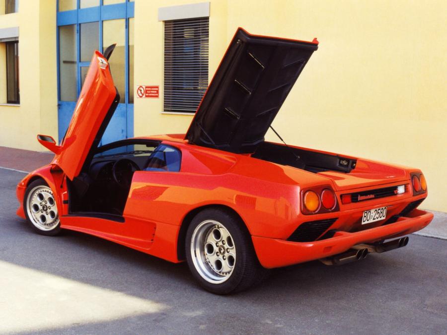  Lamborghini Diablo VT 1993 года  (фото 3 из 21)